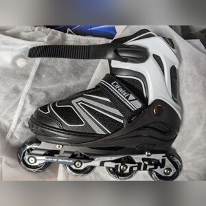 KIDS L.E.D ROLLER SKATES
